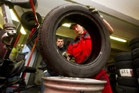 Ohrožena výroba pneumatik ve Francii (ilustrační foto).
