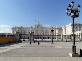 Královský palác v Madridu.