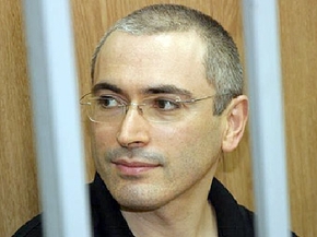 Chodorkovskij u soudu.