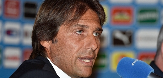 Nový trenér italských fotbalistů Antonio Conte chce vrátit reprezentační tým mezi světovou elitu.