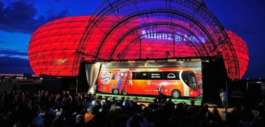 Luxusní autobus fotbalistů Bayernu Mnichov.