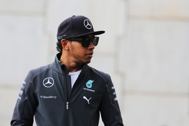 Lewis Hamilton, druhý muž v průběžné sezoně.