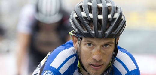 Cyklista Leopold König bude příští dva roky hájit barvy stáje Sky.