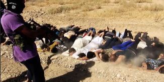 Islamisté vraždí zajaté Iráčany.