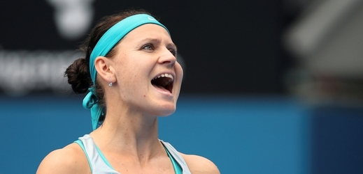 Lucie Šafářová (na snímku) postoupila s Barborou Záhlavovou-Strýcovou do semifinále Australian Open.