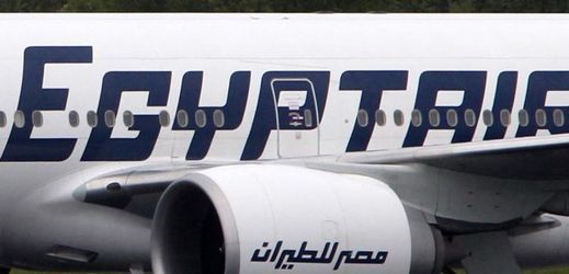 Teď Egypt vyšetřuje další neštěstí, zřícení letadla společnosti EgyptAir.