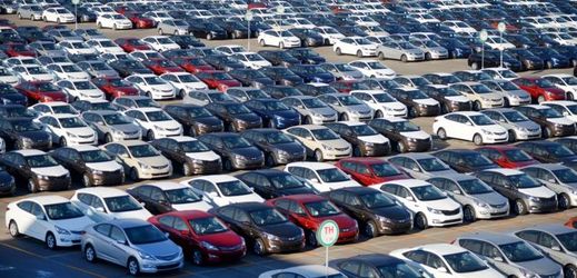 Od ledna do srpna se prodej nových osobních automobilů v EU meziročně zvýšil o více než osm procent.