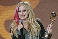 Avril Lavigne.