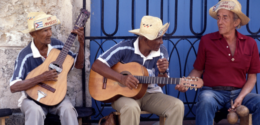 Pouliční kubánští muzikanti.