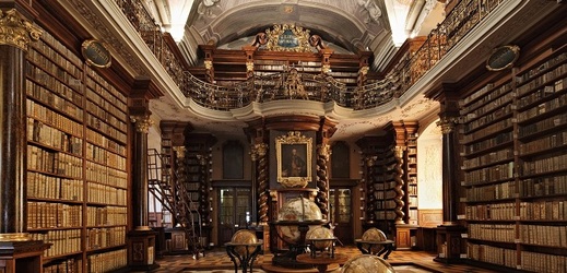 Barokní knihovní sál Klementina.