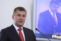 Ministr zahraničí Tomáš Petříček (ČSSD) připomněl, že vztahy Česka a Kosova jsou korektní.