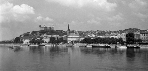 Bratislava v šedesátých letech. 