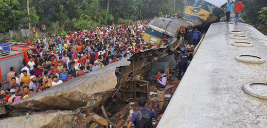 Vlaková tragédie v Bangladéši.